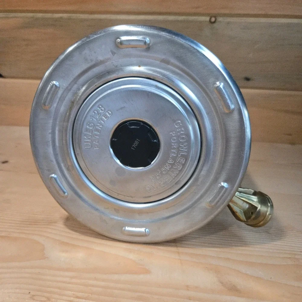 GrowlerWerks Beer Growler uKeg 128 Pressurized Dispenser Stainless Steel‎ Silver